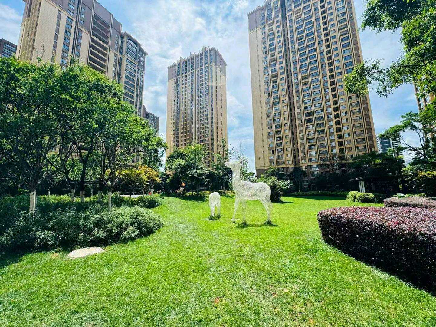 蓝光水岸公园